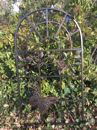 Vlinder venster model, metal old-brown-rust